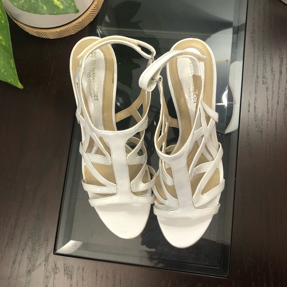 Size 8 Naturalizer Dayna Dress Sandals